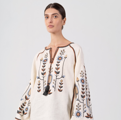 Вишиванка з рослинним орнаментом Lito